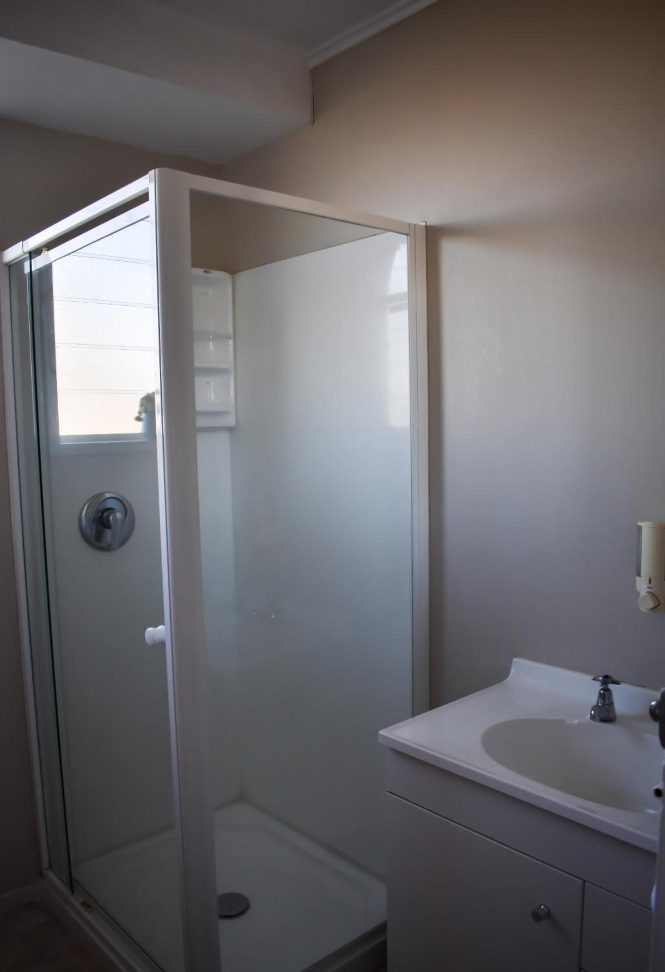 Route79 Holiday Park Geraldine Room photo